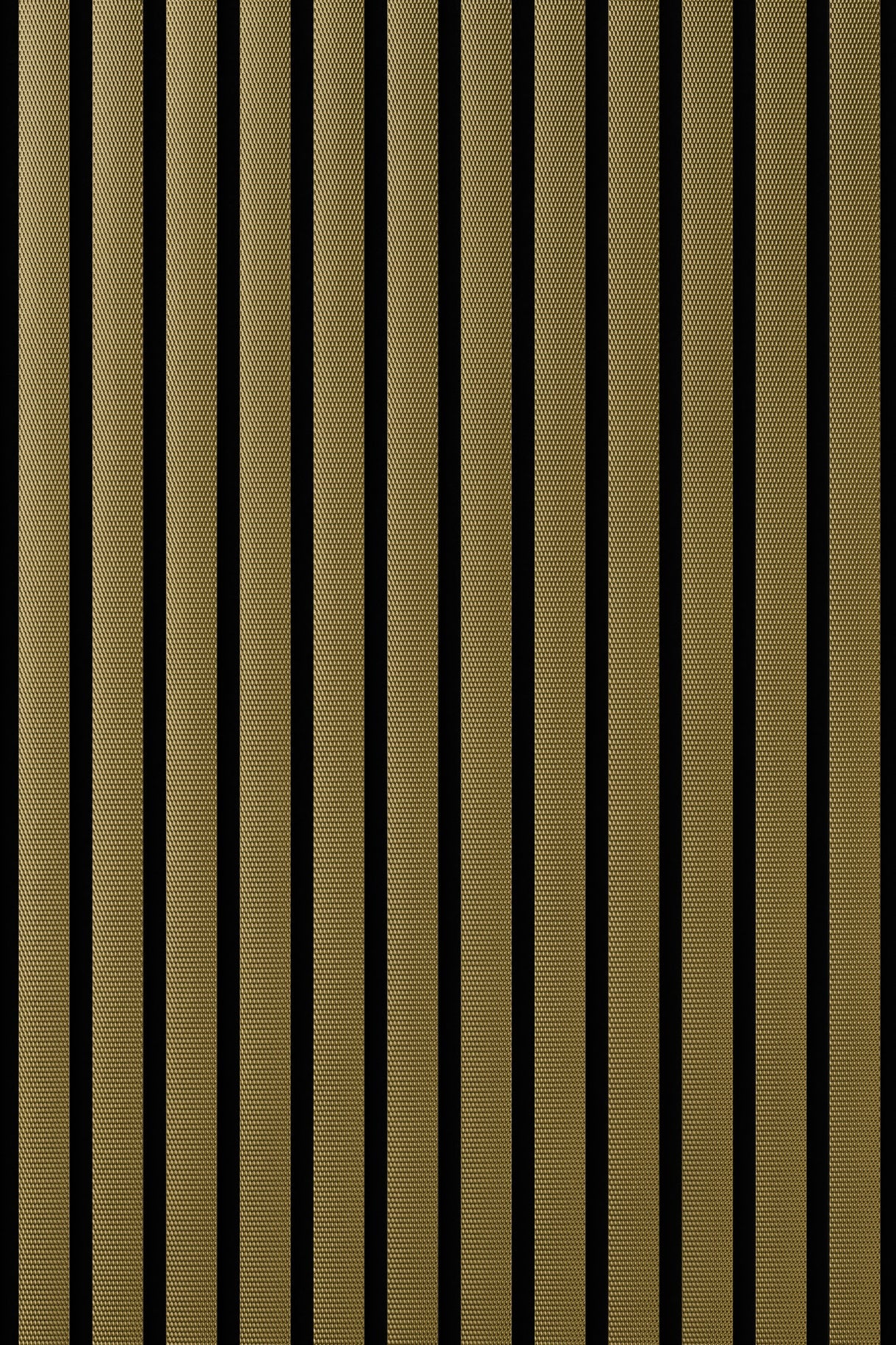 Panneau acoustique en métal Plex Brass, vue rapprochée de la surface