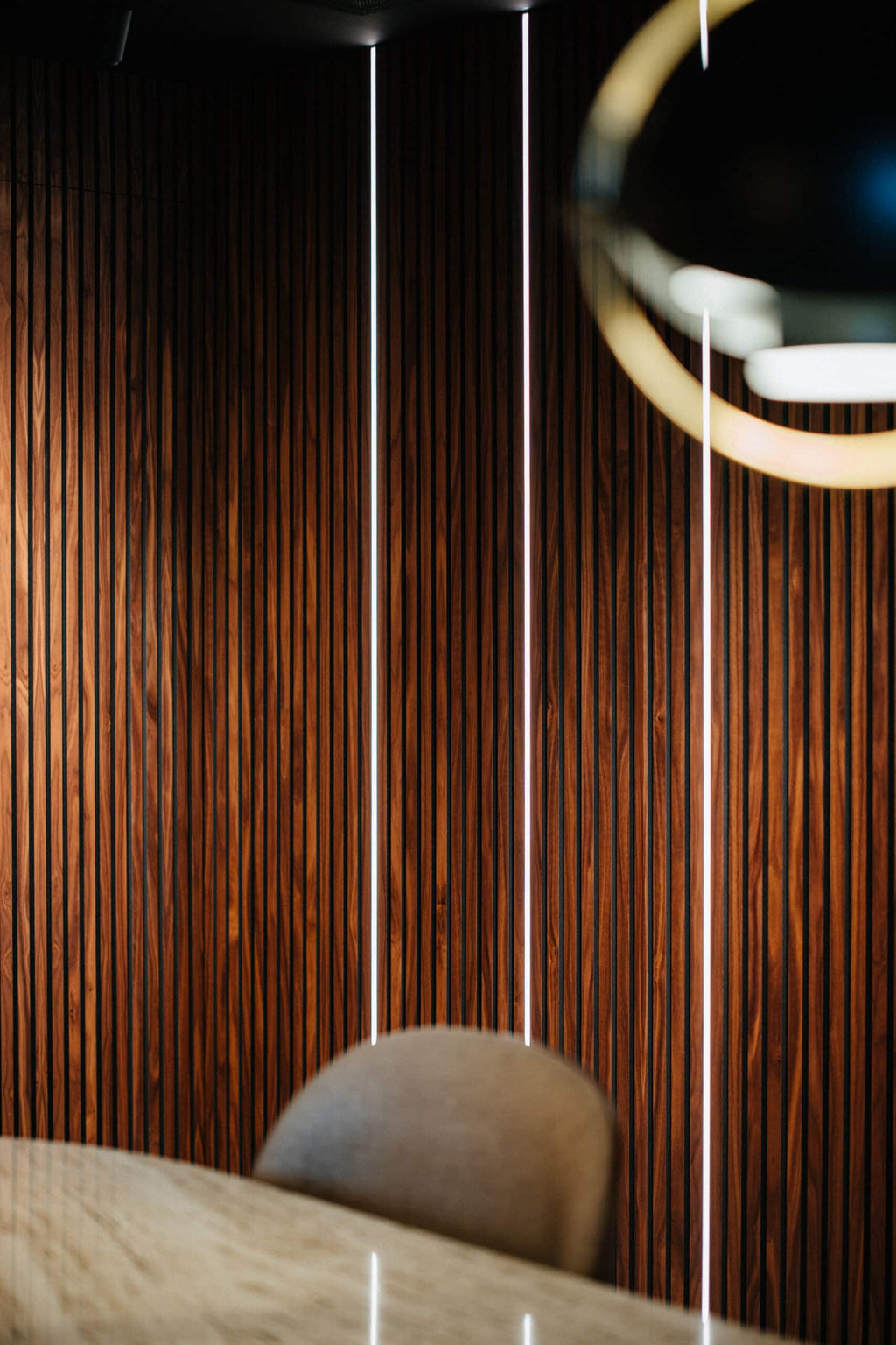 LED fin pour panneaux acoustique